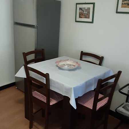 Apartman Legac Стариград Экстерьер фото