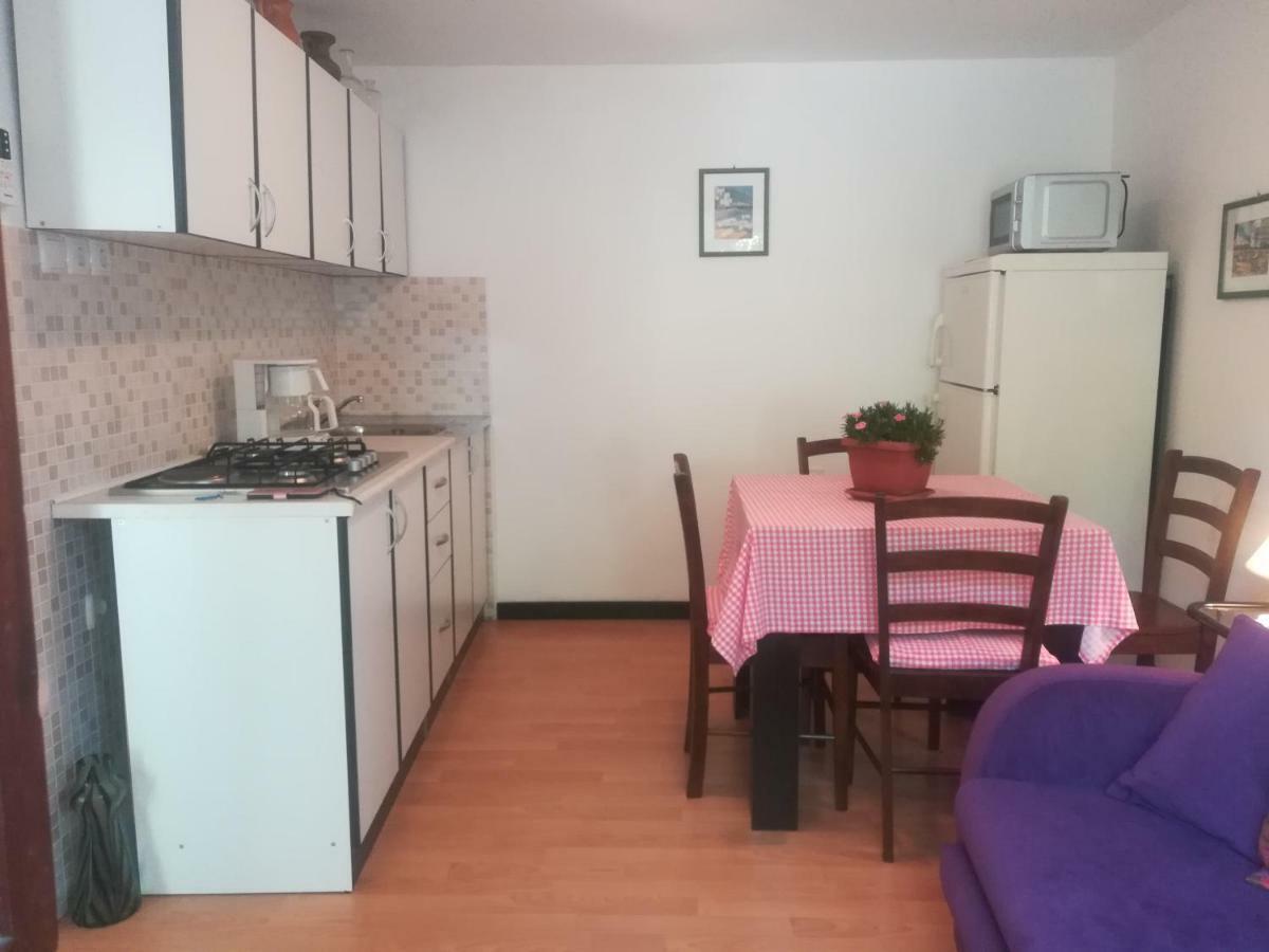 Apartman Legac Стариград Экстерьер фото